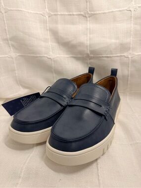 NWT FOM White Mountain Nonna Navy Recovery Loafers Size 8M